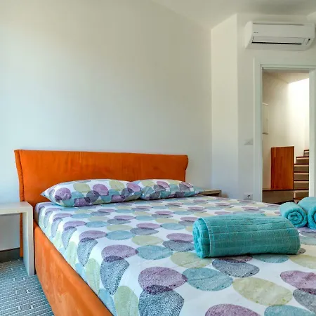 Karmen By Interhome Lovrečica