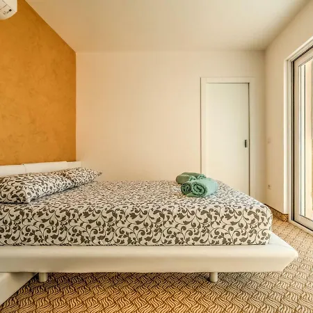 Karmen By Interhome *